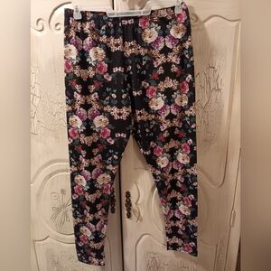SImply Be Floral Leggings